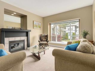 Photo 2: 19646 JOYNER Place in Pitt Meadows: South Meadows House for sale in "EMERALD MEADOWS" : MLS®# R2161103