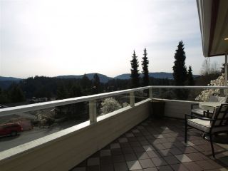 Photo 6: 2255 BADGER Road in North Vancouver: Deep Cove House for sale : MLS®# V817312