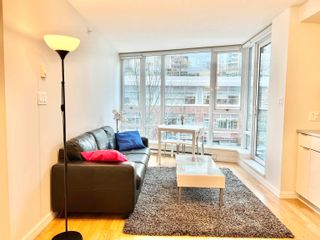 Photo 3: 307 233 ROBSON Street in Vancouver: Downtown VW Condo for sale in "TV TOWER 2" (Vancouver West)  : MLS®# R2740882