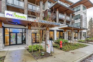Photo 2: 216 12460 191 Street in Pitt Meadows: Mid Meadows Condo for sale in "ORION" : MLS®# R2751518