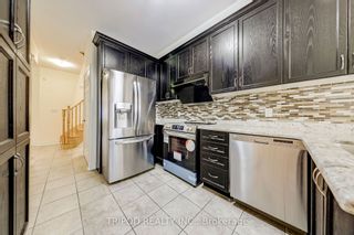 Photo 7: 10 White Spruce Crescent in Vaughan: Patterson House (2-Storey) for sale : MLS®# N8231534