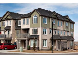 Photo 1: 100 WINDSTONE Mews SW: Airdrie House for sale : MLS®# C4055687