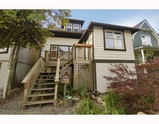 Photo 1: 86 E 24TH Avenue in Vancouver: Main House for sale (Vancouver East)  : MLS®# V736177