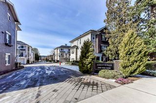 Photo 19: 19 2469 164 Street in Surrey: Grandview Surrey Townhouse for sale in "Abbey Road" (South Surrey White Rock)  : MLS®# R2241302