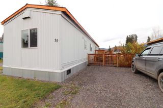 Photo 1: 37-95 LAIDLAW Road in Smithers: Smithers - Rural Manufactured Home for sale (Smithers And Area)  : MLS®# R2625983