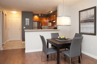 Photo 1: 302 155 E 3RD STREET in North Vancouver: Lower Lonsdale Condo for sale : MLS®# R2026333