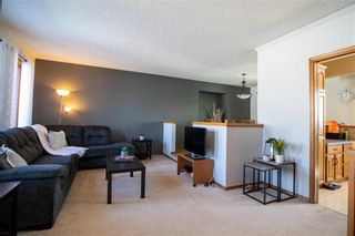 Photo 3: 27 Summerhill Place in Winnipeg: Lakeside Meadows Residential for sale (3K)  : MLS®# 202204562