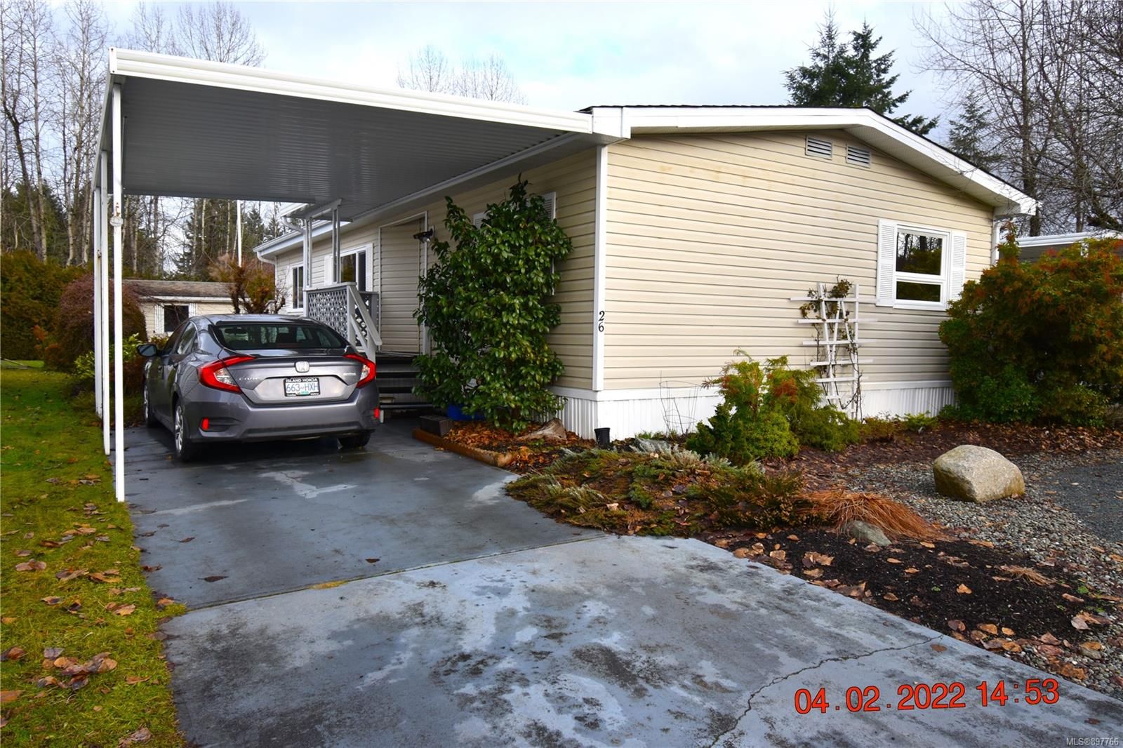 Main Photo: 26 2140 20th St in Courtenay: CV Courtenay City Manufactured Home for sale (Comox Valley)  : MLS®# 897766