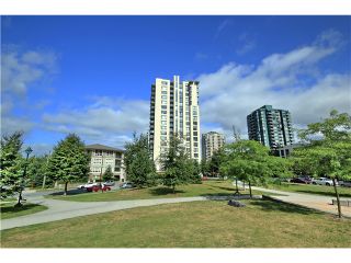 Photo 7: # 803 3588 CROWLEY DR in Vancouver: Collingwood VE Condo for sale in "NEXUS" (Vancouver East)  : MLS®# V1016045