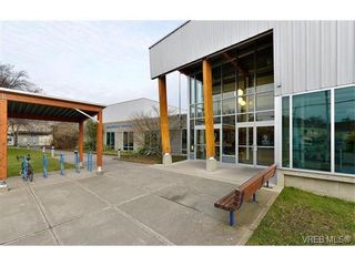 Photo 18: 862 Admirals Rd in VICTORIA: Es Gorge Vale Half Duplex for sale (Esquimalt)  : MLS®# 752761