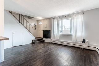 Photo 5: 109 3809 45 Street SW in Calgary: Glenbrook Row/Townhouse for sale : MLS®# A1215347