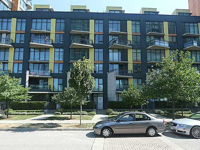 Main Photo: 305 29 SMITHE Mews in Vancouver: Yaletown Condo for sale in "COOPERS LOOKOUT" (Vancouver West)  : MLS®# V1139526