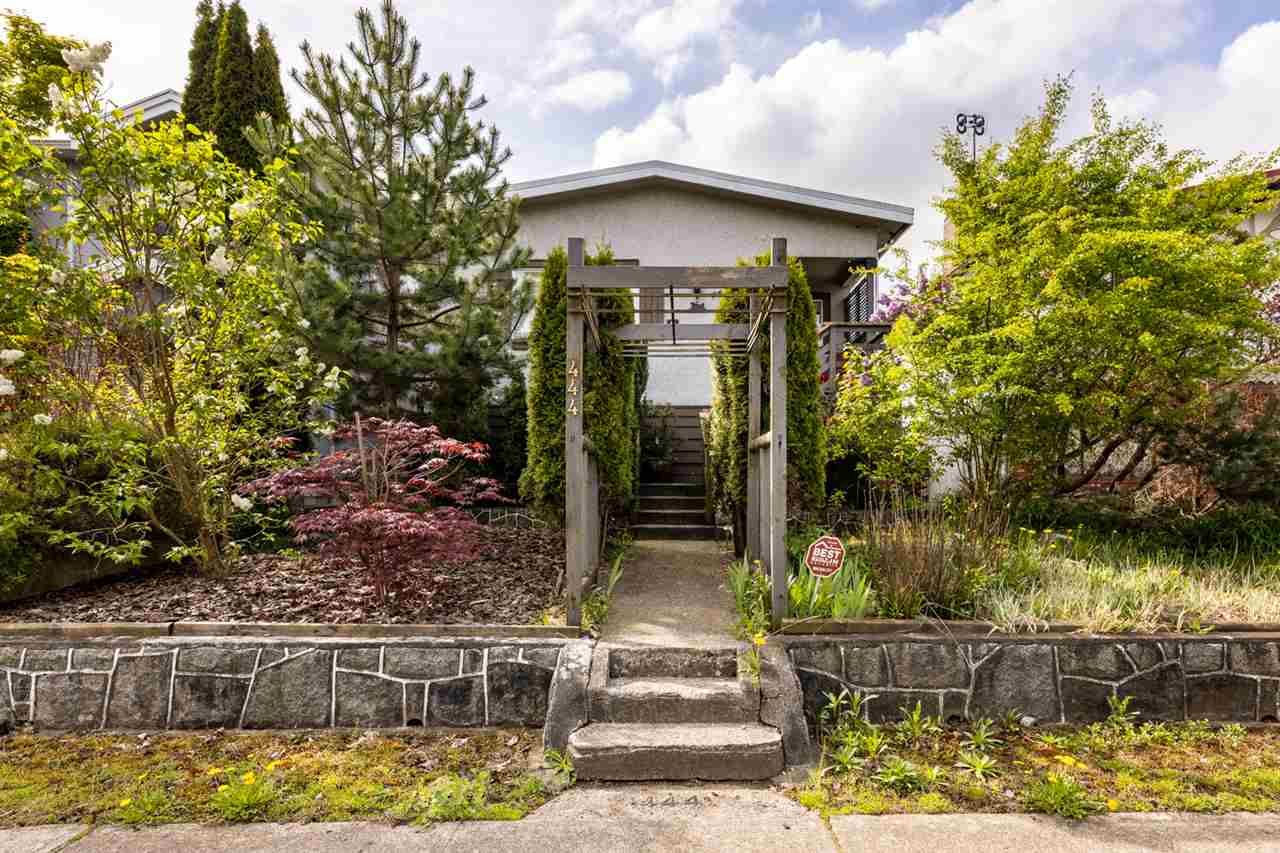 Main Photo: 444 E 38TH Avenue in Vancouver: Fraser VE House for sale (Vancouver East)  : MLS®# R2452399