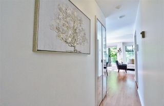 Photo 18: 304 1702 CHESTERFIELD Avenue in North Vancouver: Central Lonsdale Condo for sale : MLS®# R2382926