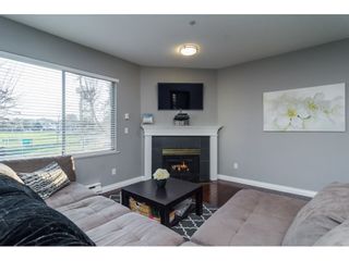 Photo 3: 105 5489 201 Street in Langley: Langley City Condo for sale in "CANIM COURT" : MLS®# R2127133