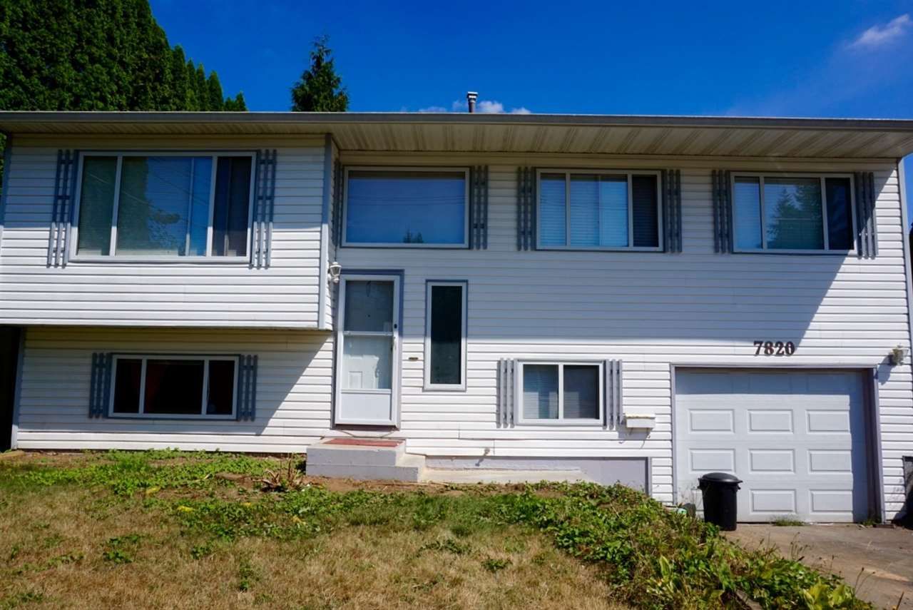 Main Photo: 7820 HURD Street in Mission: Mission BC House for sale : MLS®# R2197062
