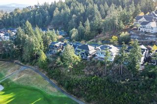 Photo 2: 2154 Nicklaus Dr in Langford: La Bear Mountain House for sale : MLS®# 922924