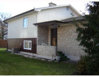 Photo 2: 369 OVERDALE Street in WINNIPEG: St James Residential for sale (West Winnipeg)  : MLS®# 2920498