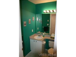 Photo 11: 122 710 Massie Dr in VICTORIA: La Langford Proper Row/Townhouse for sale (Langford)  : MLS®# 506044