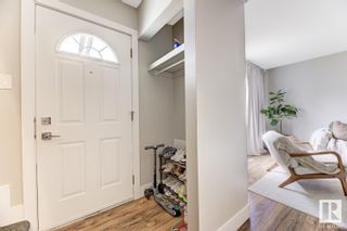Photo 2: 5B CALLINGWOOD Court NW in Edmonton: Zone 20 Townhouse for sale : MLS®# E4384679