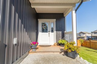 Photo 2: 2171 Village Dr in Nanaimo: Na Cedar House for sale : MLS®# 881569