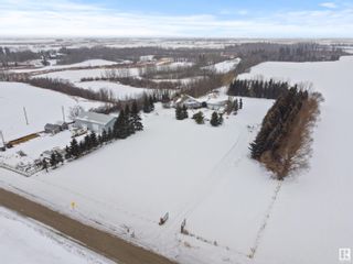 Photo 1: 54302 RGE RD 263: Rural Sturgeon County House for sale : MLS®# E4330956
