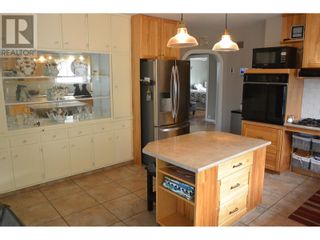 Photo 15: 557 MCLEAN STREET in Quesnel: House for sale : MLS®# R2863834