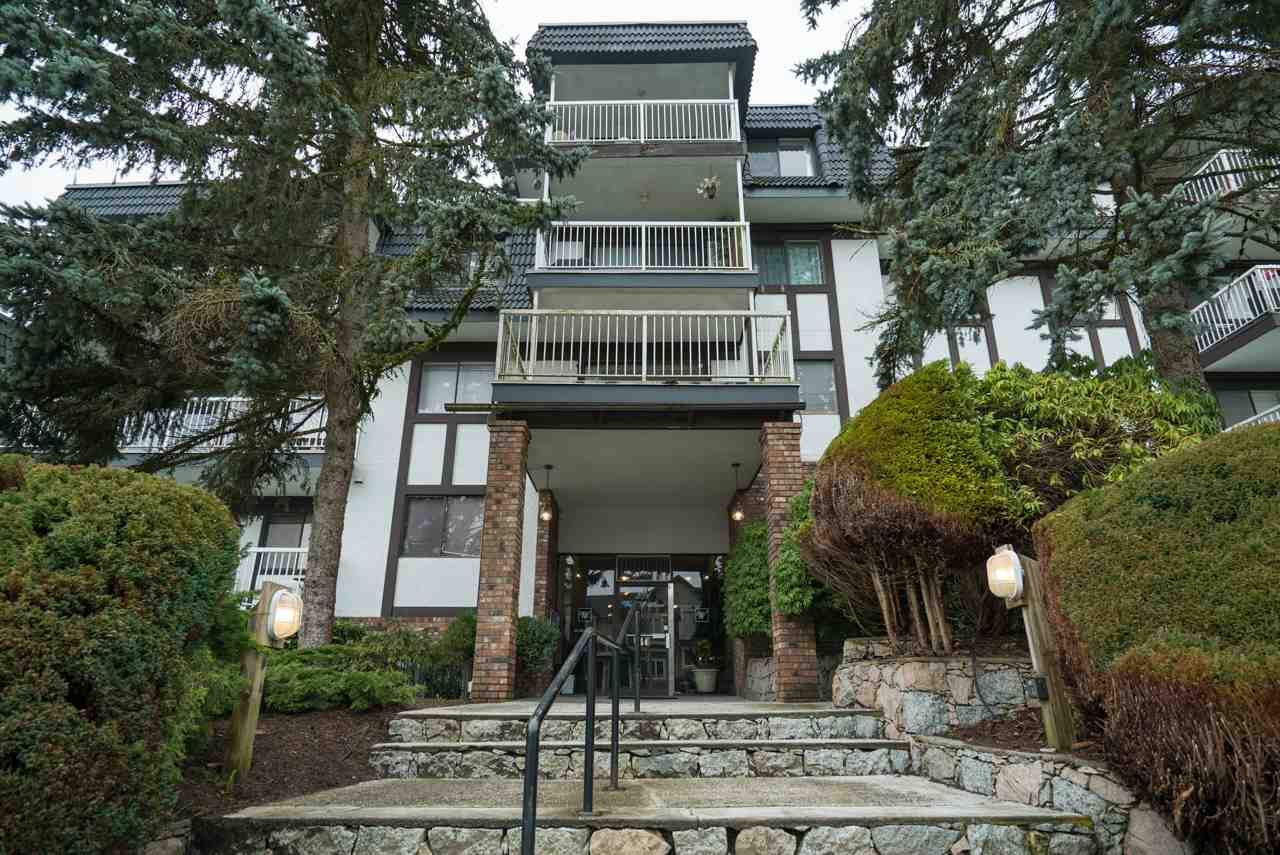 Main Photo: 107 371 ELLESMERE Avenue in Burnaby: Capitol Hill BN Condo for sale in "WESTCLIFF ARMS" (Burnaby North)  : MLS®# R2196946