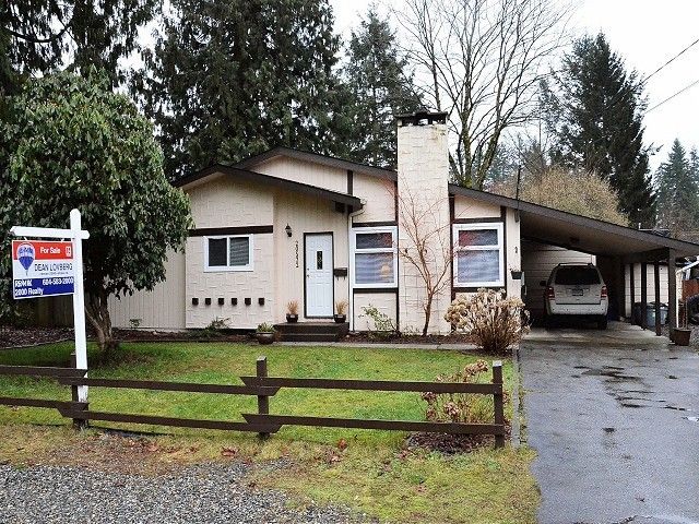 Main Photo: 20572 43RD AV in Langley: Brookswood Langley House for sale in "BROOKSWOOD" : MLS®# F1303531