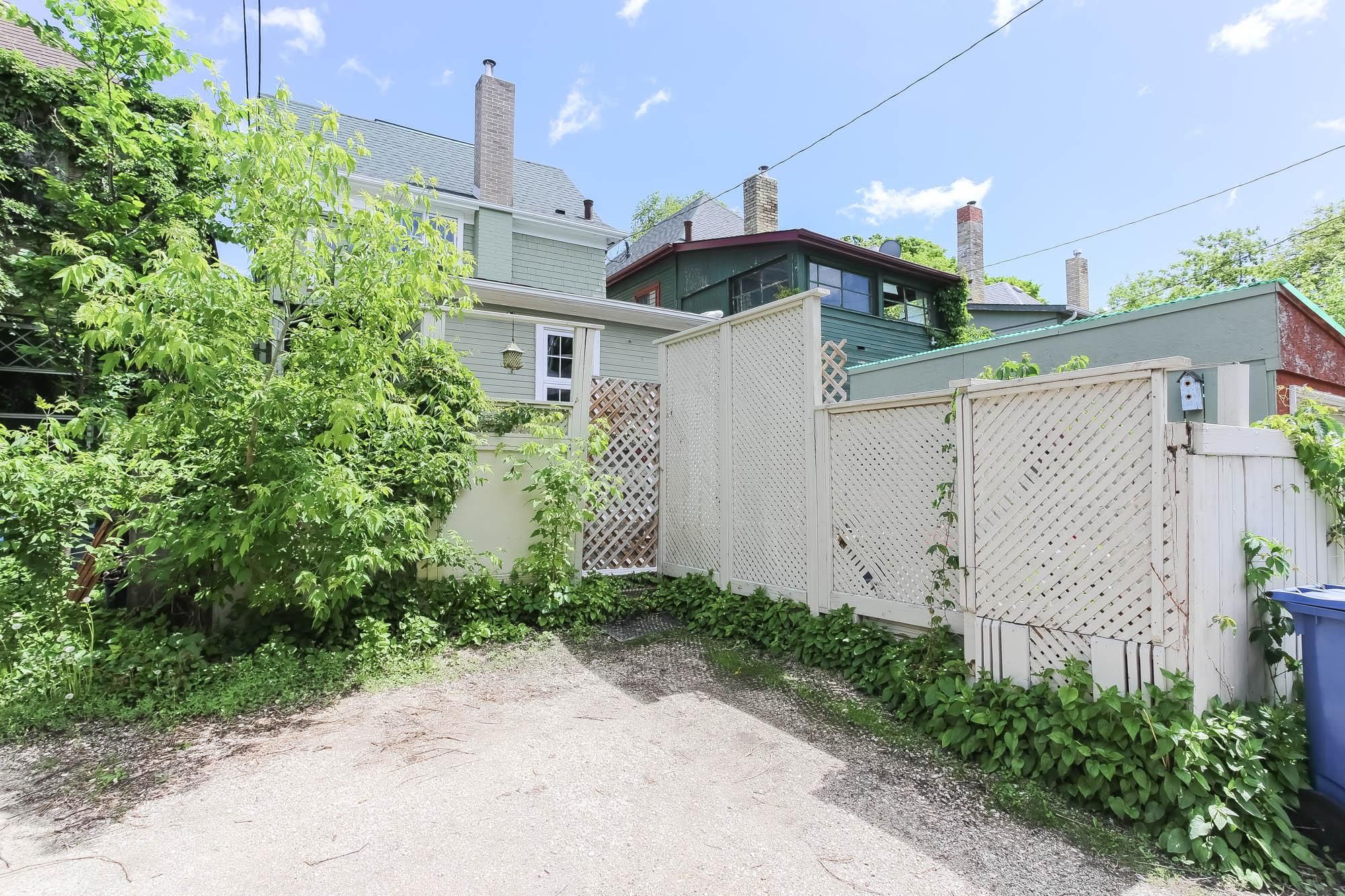 Photo 40: Photos: 108 LENORE Street in Winnipeg: Wolseley Single Family Detached for sale (5B)  : MLS®# 202013079