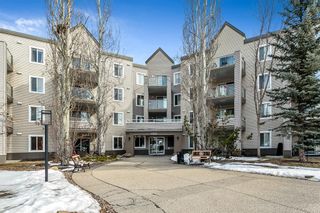 Photo 1: 103 4000 Sommervale Court SW in Calgary: Somerset Apartment for sale : MLS®# A2034041