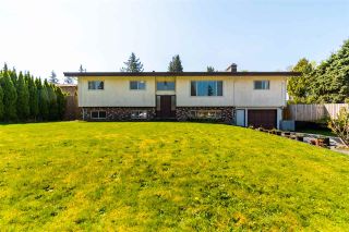 Photo 2: 1955 CATALINA Crescent in Abbotsford: Central Abbotsford House for sale : MLS®# R2569371
