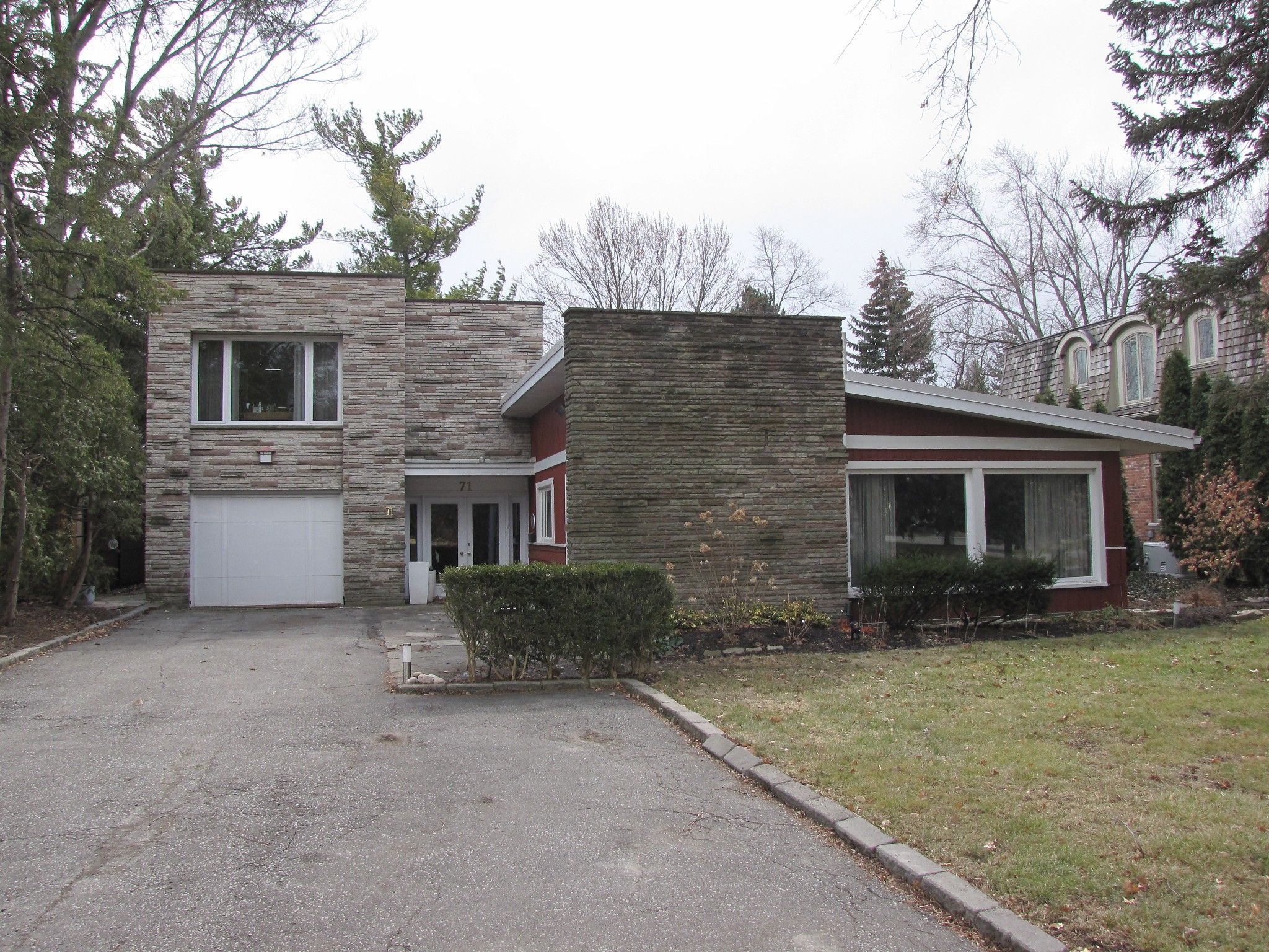 Main Photo: 71 Thorncrest Road in Toronto: Freehold for sale (Toronto W08)  : MLS®# W4068249