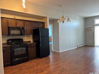 Photo 8: 408 W 1300 Stockton Street North in Regina: Lakeridge RG Residential for sale : MLS®# SK920219