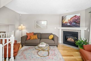 Photo 9: 1646 Myrtle Ave in Victoria: Vi Oaklands Row/Townhouse for sale : MLS®# 877528
