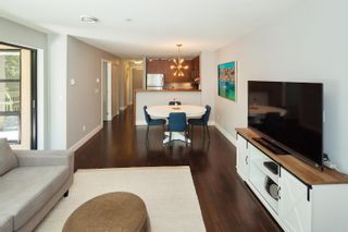 Photo 5: 204 124 W 3RD Street in North Vancouver: Lower Lonsdale Condo for sale in "The Vogue" : MLS®# R2740551