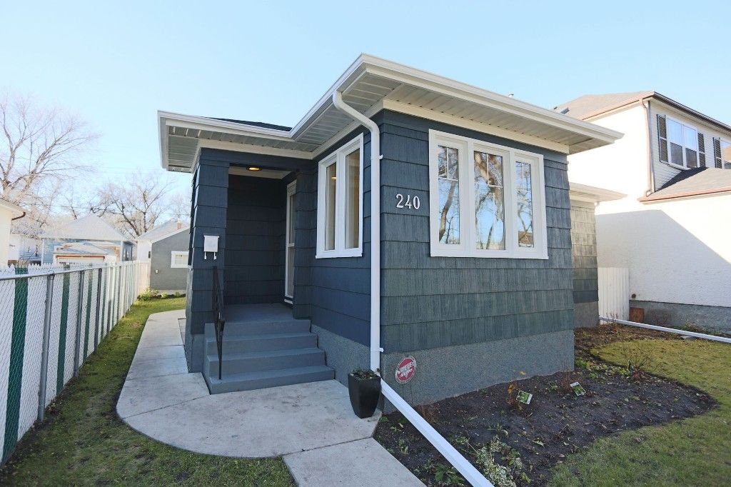 Photo 1: Photos: 240 Lipton Street in Winnipeg: Wolseley Single Family Detached for sale (5B)  : MLS®# 1628967