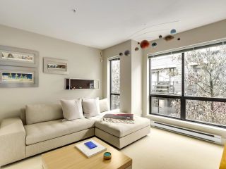 Photo 13: 3770 COMMERCIAL Street in Vancouver: Victoria VE Townhouse for sale in "BRIX" (Vancouver East)  : MLS®# R2647553