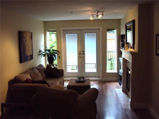 Photo 3: 107 202 MOWAT Street in New Westminster: Uptown NW Condo for sale in "SAUSALITO" : MLS®# V850275