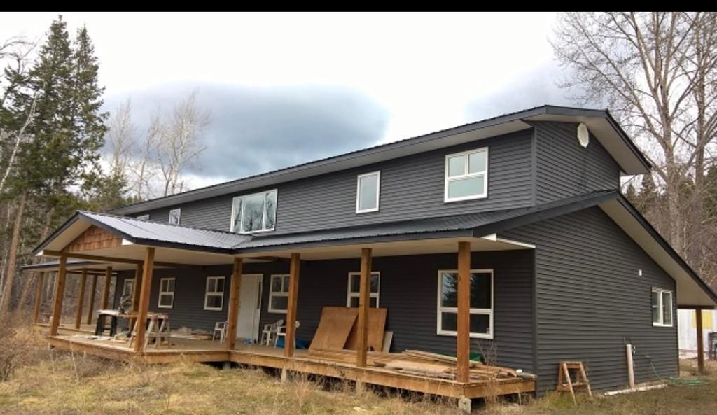 Main Photo: 8207 ROSS Road in Quesnel: West Fraser House for sale : MLS®# R2719724