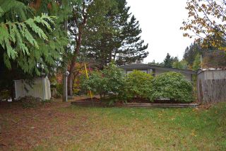 Photo 14: 5626 CREEKSIDE Place in Sechelt: Sechelt District Manufactured Home for sale (Sunshine Coast)  : MLS®# R2318718