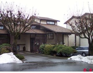 Photo 1: 16 33361 WREN Crescent in Abbotsford: Central Abbotsford Townhouse for sale in "SHERWOOD HILLS" : MLS®# F2900637