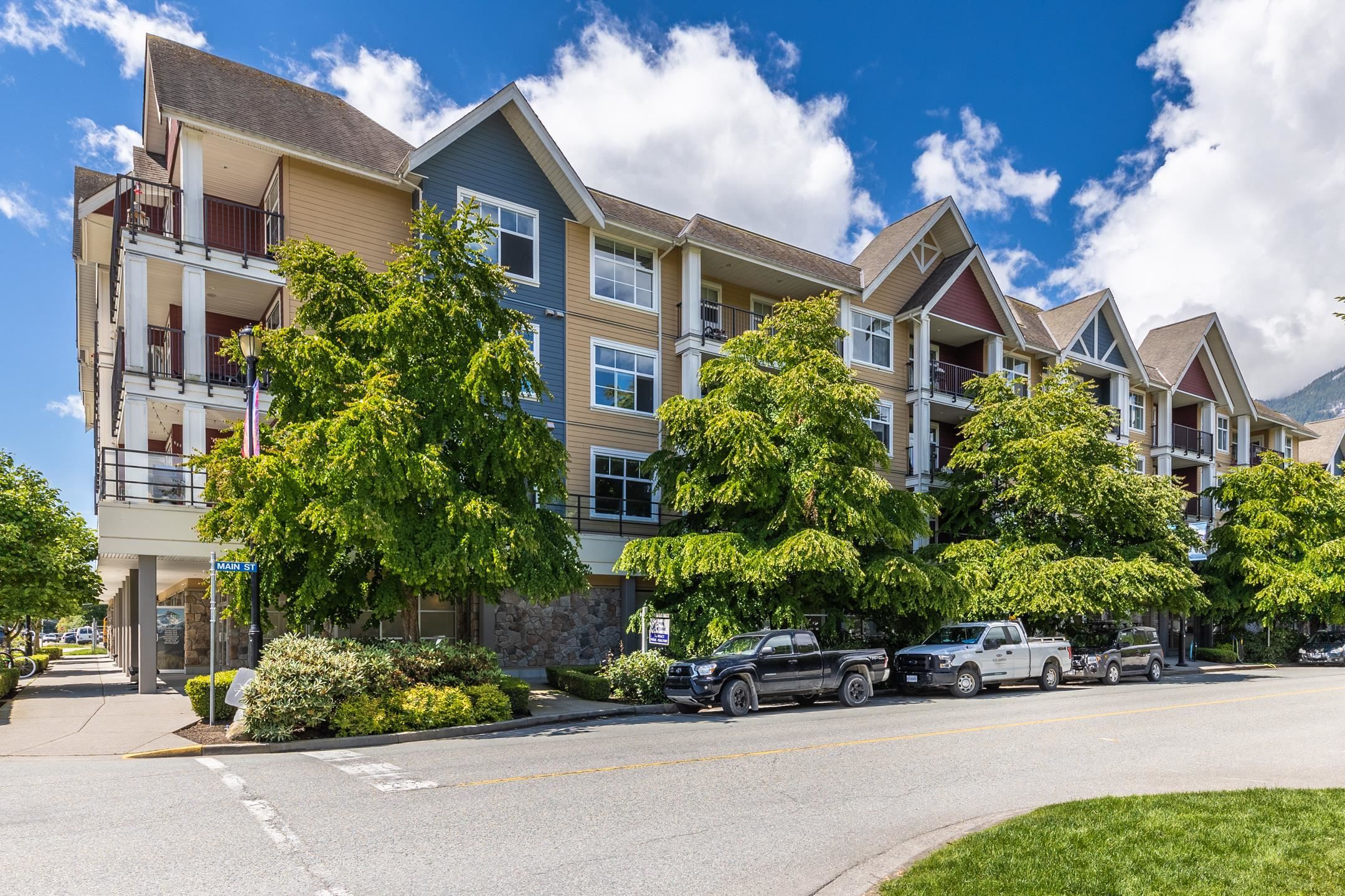 Main Photo: 319 1336 MAIN Street in Squamish: Downtown SQ Condo for sale : MLS®# R2703622