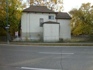 Photo 2: 618 SPENCE Street in WINNIPEG: West End / Wolseley Residential for sale (West Winnipeg)  : MLS®# 1220312