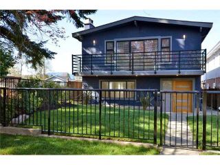 Photo 1: 527 E 30TH Avenue in Vancouver: Fraser VE House for sale in "MAIN" (Vancouver East)  : MLS®# V1004528