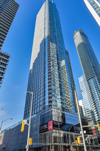 Photo 1: 4910 10 York Street in Toronto: Waterfront Communities C1 Condo for lease (Toronto C01)  : MLS®# C8154482