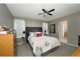 Photo 15: 131 Valley Stream Circle NW in Calgary: Valley Ridge House for sale : MLS®# C4092729