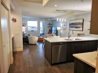 Photo 3: 411 2461 Sidney Ave in Sidney: Si Sidney North-East Condo for sale : MLS®# 955100
