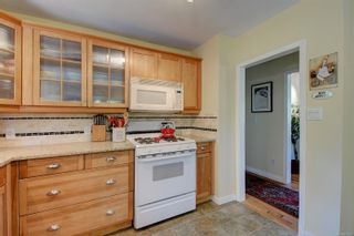 Photo 10: 929 Easter Rd in Saanich: SE Quadra House for sale (Saanich East)  : MLS®# 875990