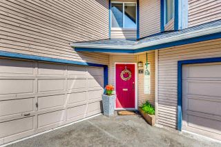 Photo 2: 47 1195 FALCON Drive in Coquitlam: Eagle Ridge CQ Townhouse for sale in "The Courtyards" : MLS®# R2271864